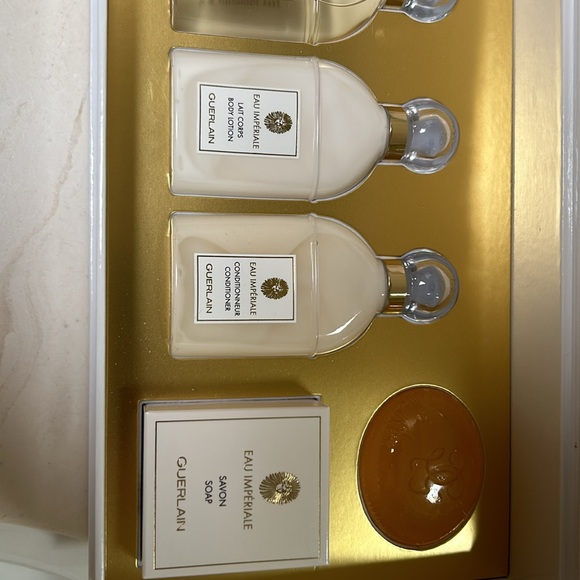 Guerlain Bath Set - Picture 4 of 4